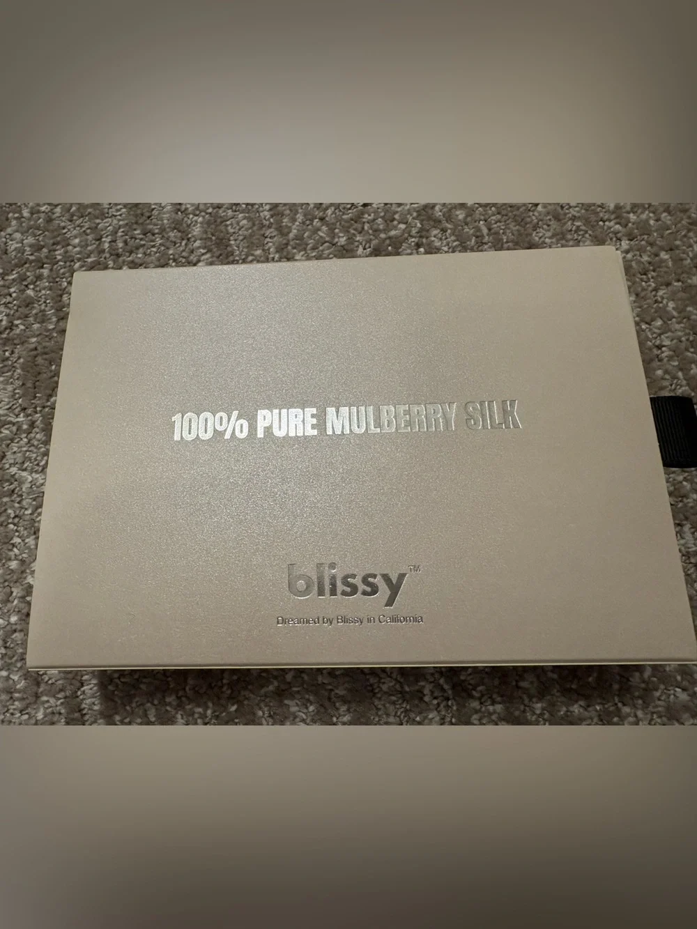 blissy Premium Silk Pillowcase - White - Queen Size - New in Box - Great Gift!